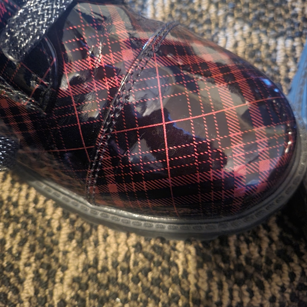 Boots - Picture 3 of 4